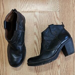 Boc Stylish Black Ankle Boots for Women